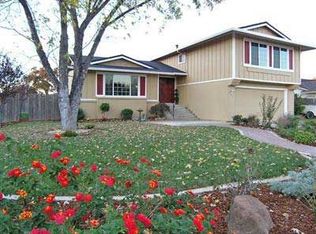 8721 Via Media Way, Elk Grove, CA 95624