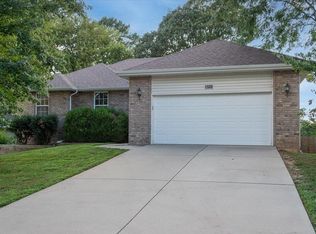 2755 S Ryan Pl, Springfield, MO 65807