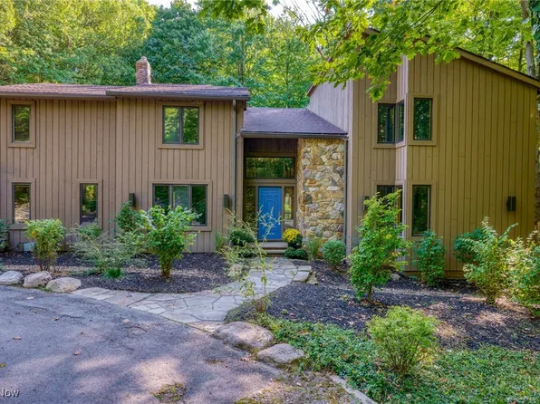 9300 Little Mountain Rd, Kirtland Hills, OH 44060