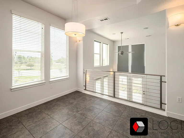 4594 W South Jordan Pkwy — Photo 6