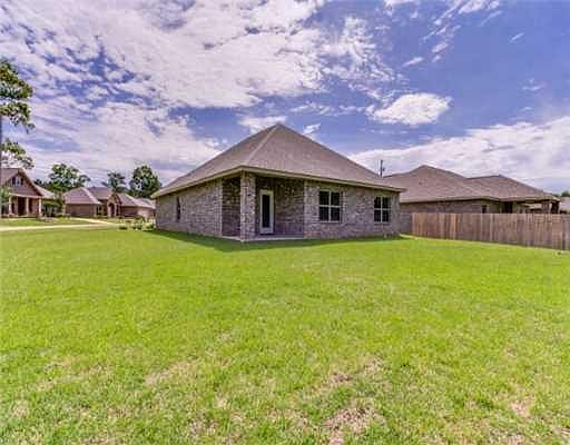 2nd image of 12356 Withlacoochee Cir