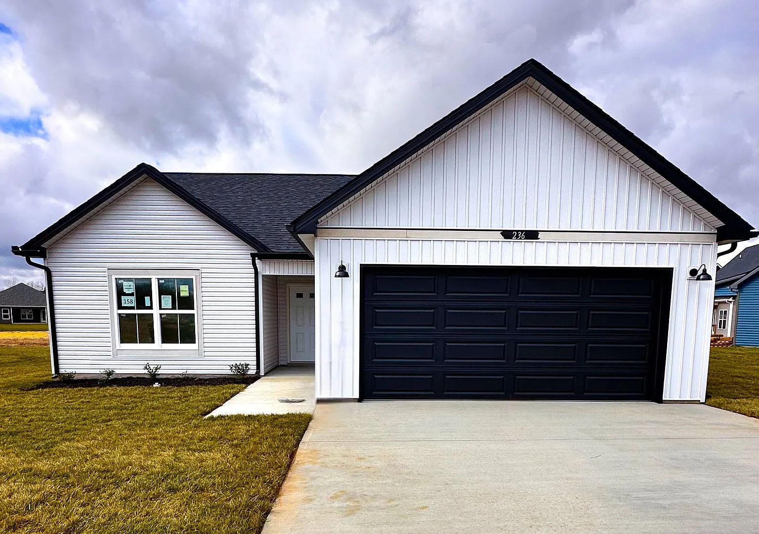 Open-Concept Home with Modern Upgrades Featuring Hardwood Flooring and Open Kitchen — Photo 1