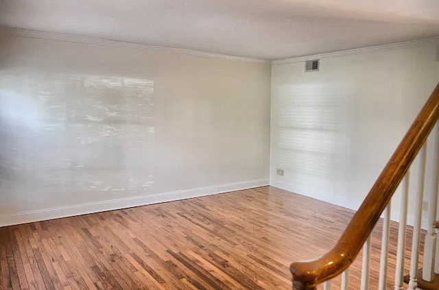 Avail Aug 2027 - Beautiful 2 Bedroom, 1.5 Bath Townhome 1 mile to UNC! — Photo 2