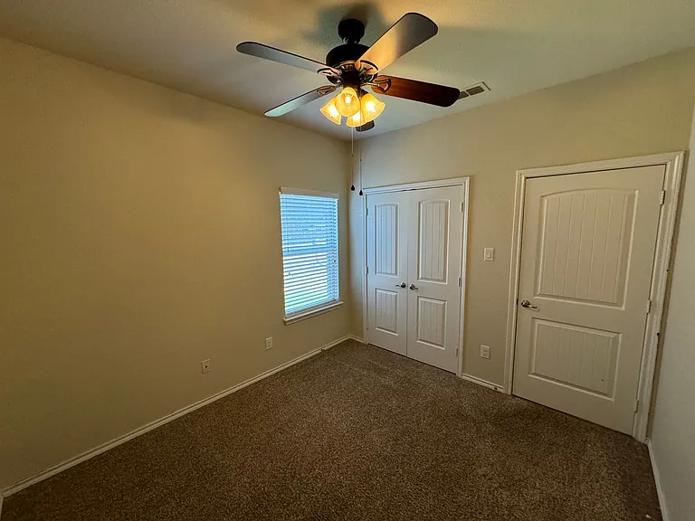 3020 Tamarack Ln — Photo 38