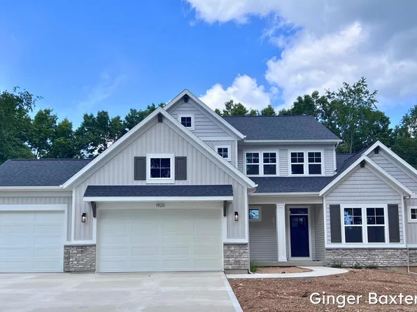 1920 Fallasburg Park Dr NE #13, Lowell, MI 49331