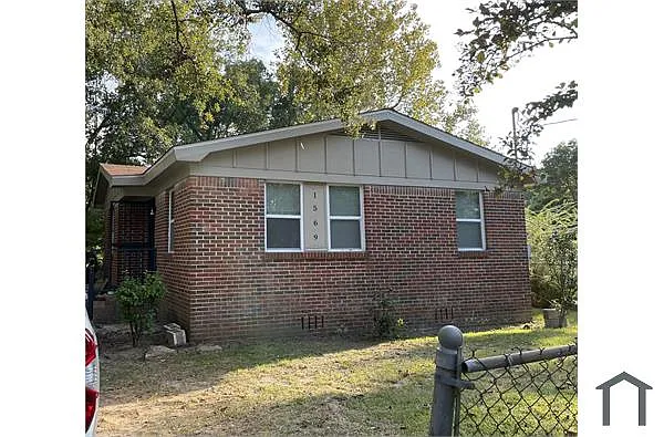 Building Photo - 1569 Plover St