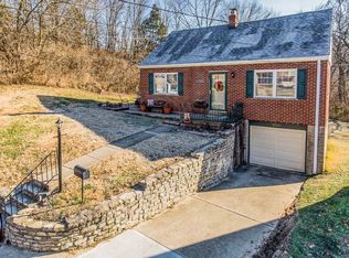 358 Riddle Pl, Newport, KY 41071