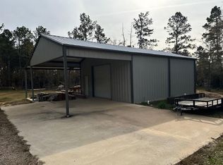 335 Willis Rd, Apple Springs, TX 75926