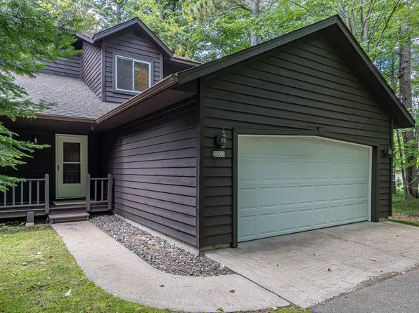 8593 Dr Pink Dr, Minocqua, WI 54548