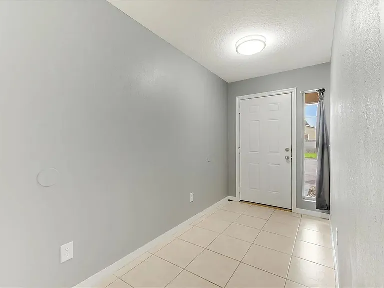 1007 Butterfly Blvd — Photo 8