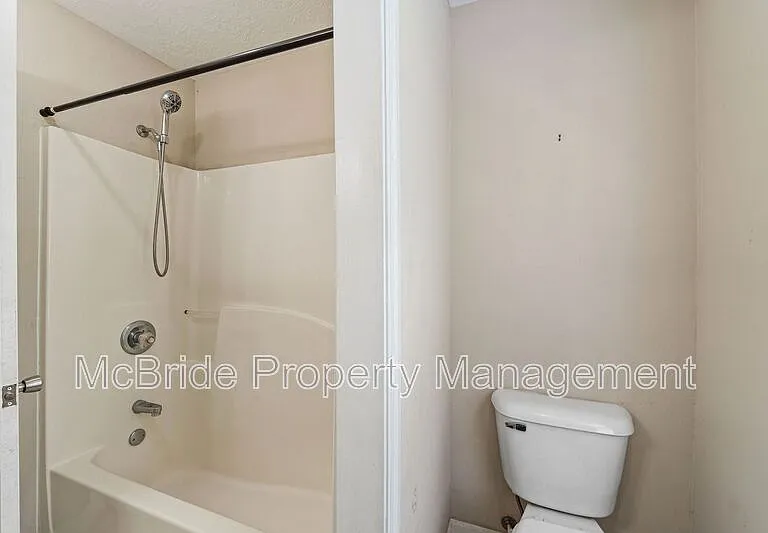 3358 Tanglewood Dr — Photo 13