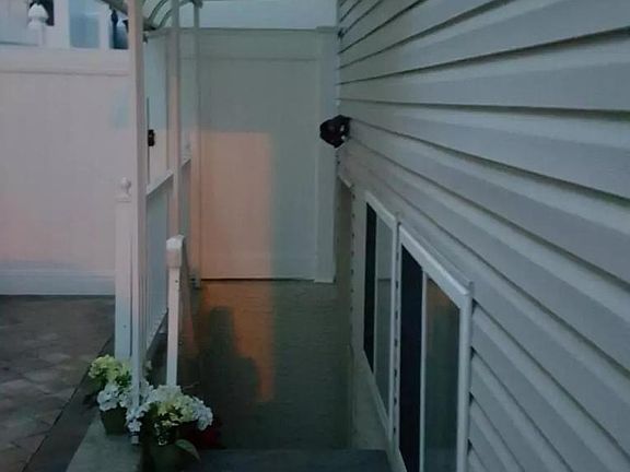 3rd image of 72 Churchill Ave #2