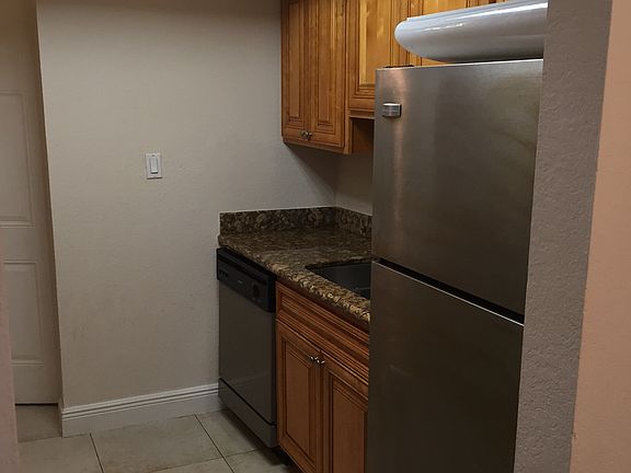 4th image of 4703 S Texas Ave #4703B