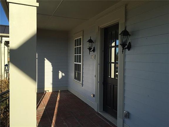 4th image of 1017 Water St
