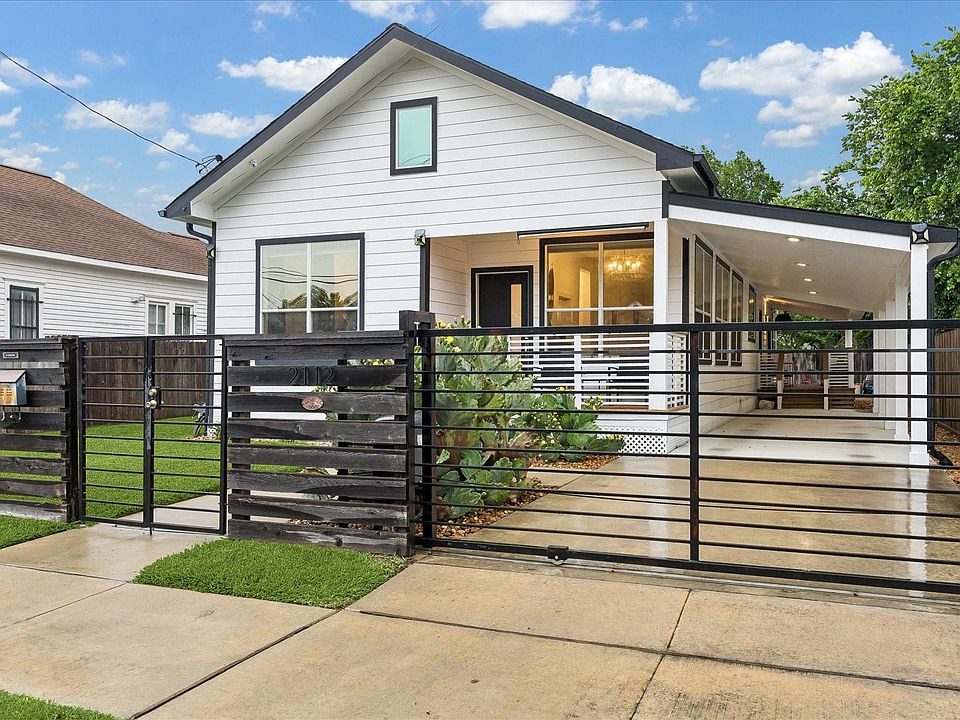 1st image of 2112 Common St