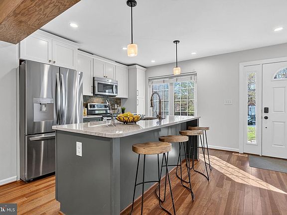 4th image of 5707 Lawsons Hill Ct