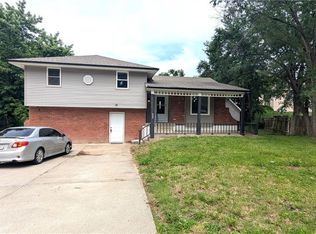 2005 Plymouth Rd, Independence, MO 64058