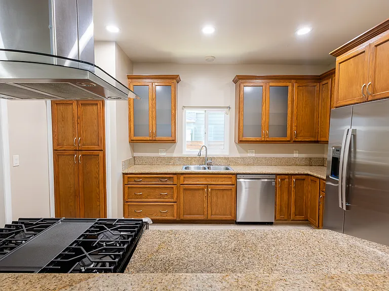 4210 Halldale Ave — Photo 16