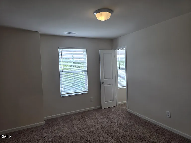 76 Saddle Oaks Ln — Photo 19