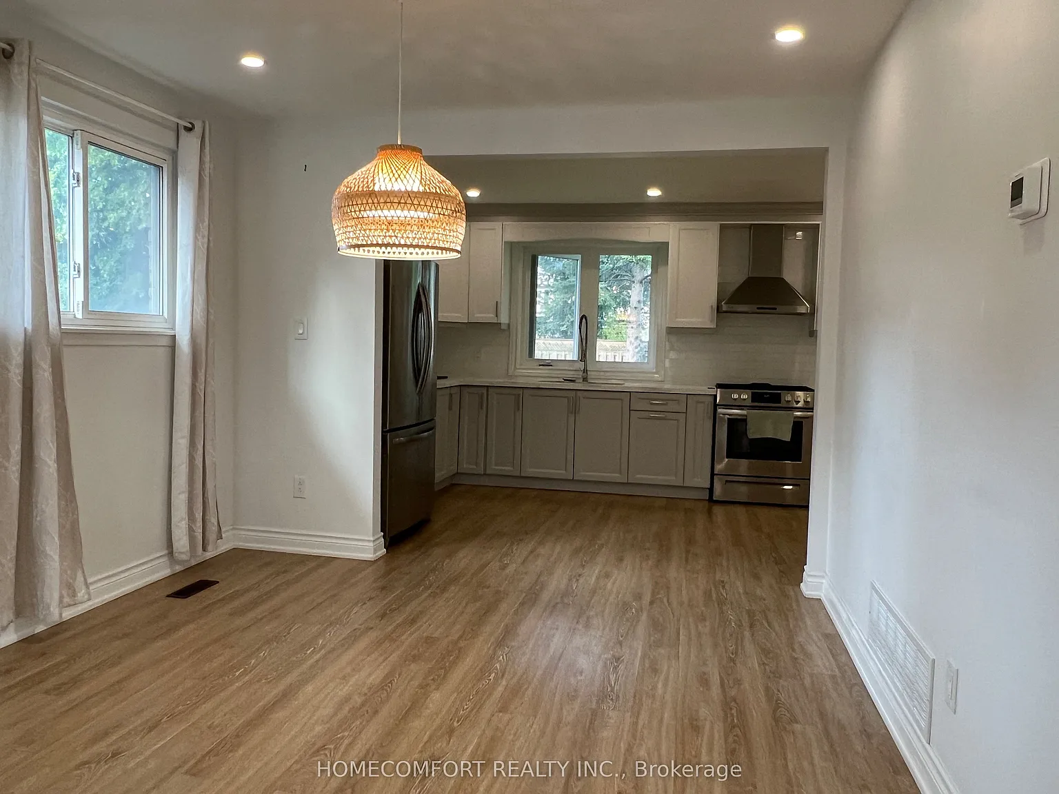 3 bed, $2,850 — Photo 4