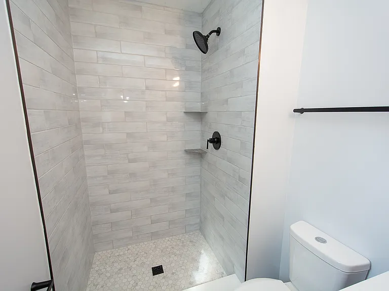 2708 Antone Pkwy — Photo 32