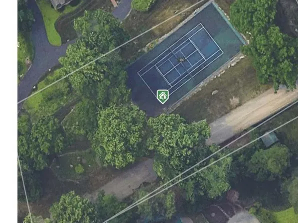 180 Abrahams Ln, Villanova, PA 19085