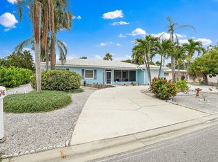 469 Belle Point Dr, Saint Pete Beach, FL 33706