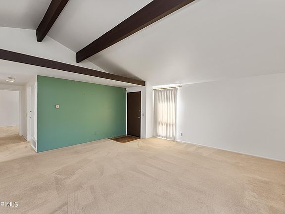 5th image of 246 W Vineyard Ave #2