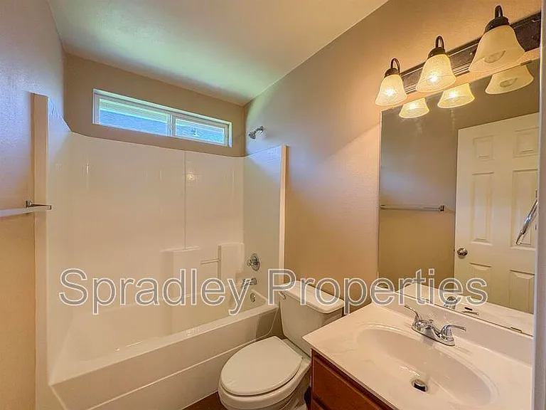1113 Branchwood Way — Photo 5
