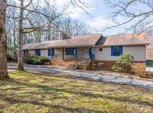 1212 Rocky Dell Ln, Signal Mountain, TN 37377