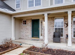 3611 Thomas Ct, Plano, IL 60545