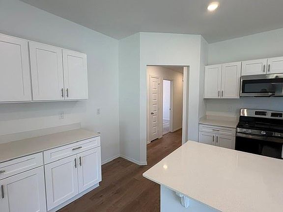 5th image of 1213 Saddle Dr