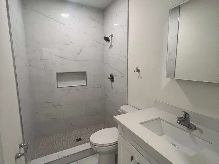 1531-1533 Lowerline St #1531 — Photo 13