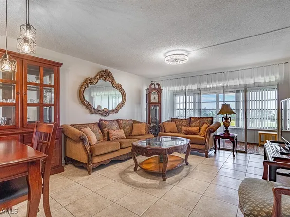 1828 Pine Valley Dr APT 309, Fort Myers, FL 33907