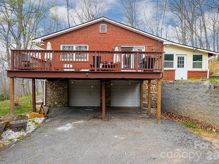 233 Church Rd — Photo 11