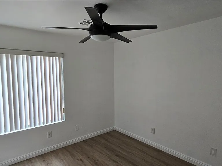 9636 Cedar Park Ave — Photo 16