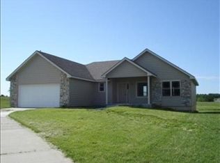 8705 SW 29th St, Topeka, KS 66614