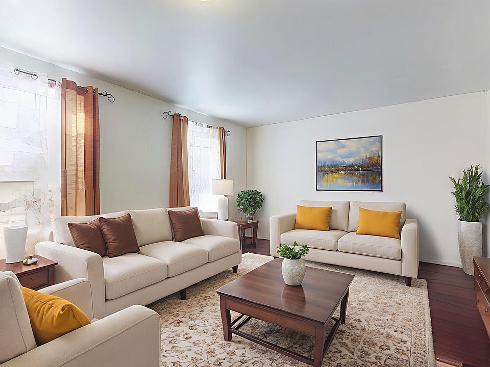 Living room - Staged Virtually
