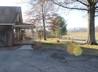 8485 W Hinds Rd, Bloomington, IN 47403