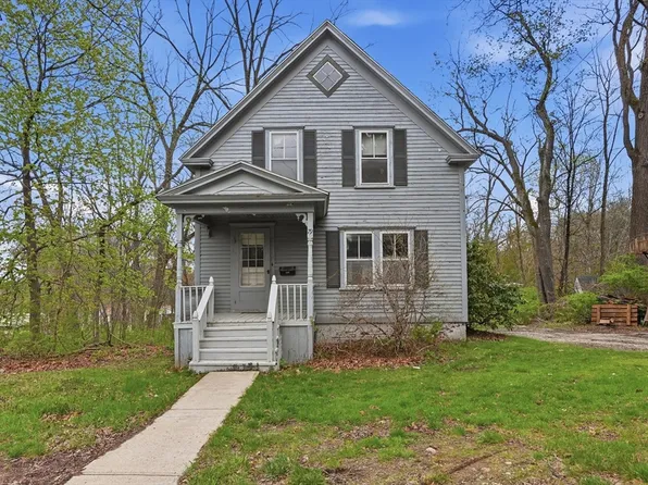 79 Central St, Auburn, MA 01501
