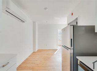 1617 Harrison St, Philadelphia, PA 19124