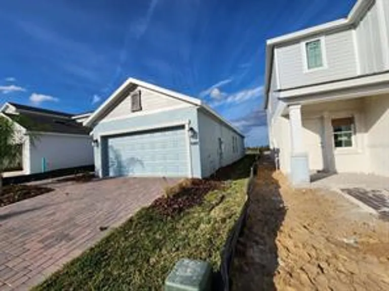 2713 Runners Cir — Photo 3