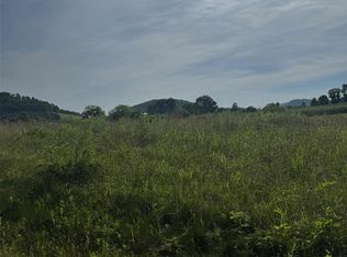 612 Beehive Rd #8, Hendersonville, NC 28792