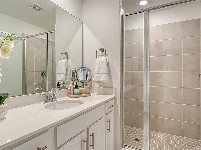 12140 Wellen Golf St #306 — Photo 32
