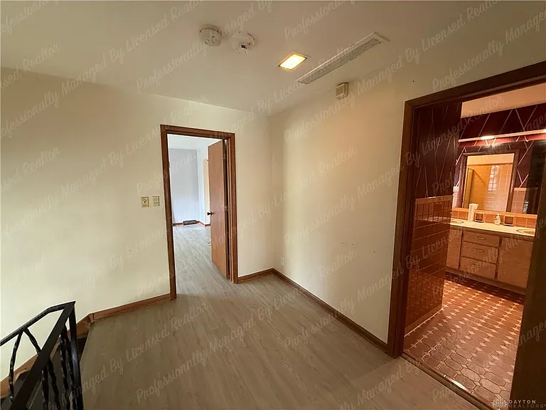 3776 Dorset Dr — Photo 23