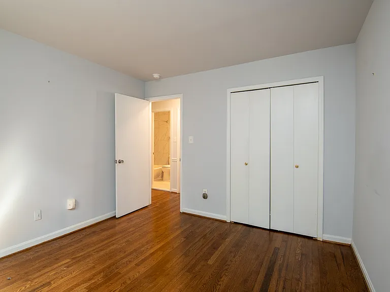 3202 Adams Ct — Photo 13