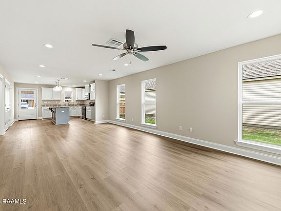 2nd image of 221 Camerons Cove Dr