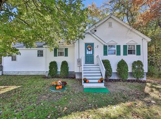 4 Kinsley Ln, Mendon, MA 01756