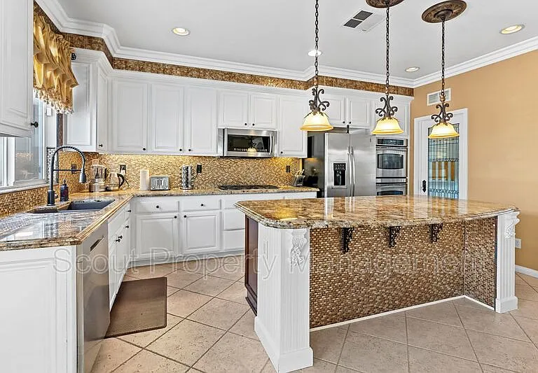 28856 Springfield Pl — Photo 10