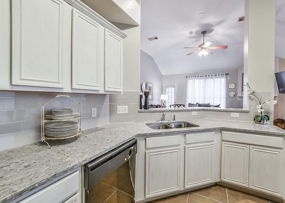 1st image of 3515 Bramblefern Pl